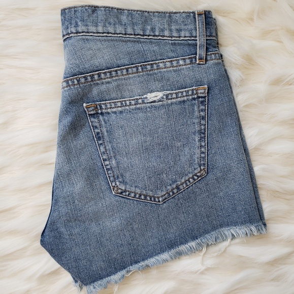 GAP distressed shorts - Picture 4 of 4